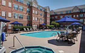 Residence Inn Cleveland Beachwood 3*